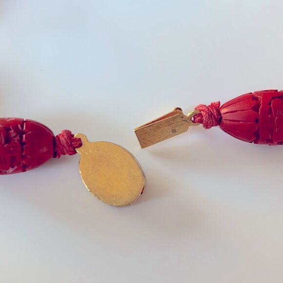Vintage Chinese Carved Cinnabar Bead Necklace - Picture 6 of 6